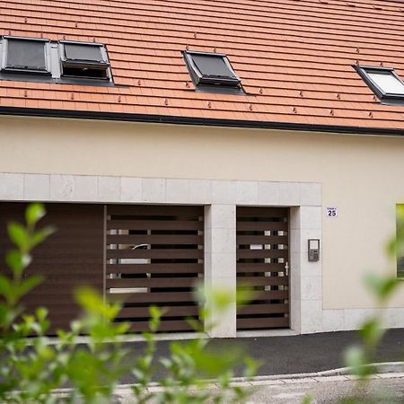 Cesar Apartman Sopron Luaran gambar