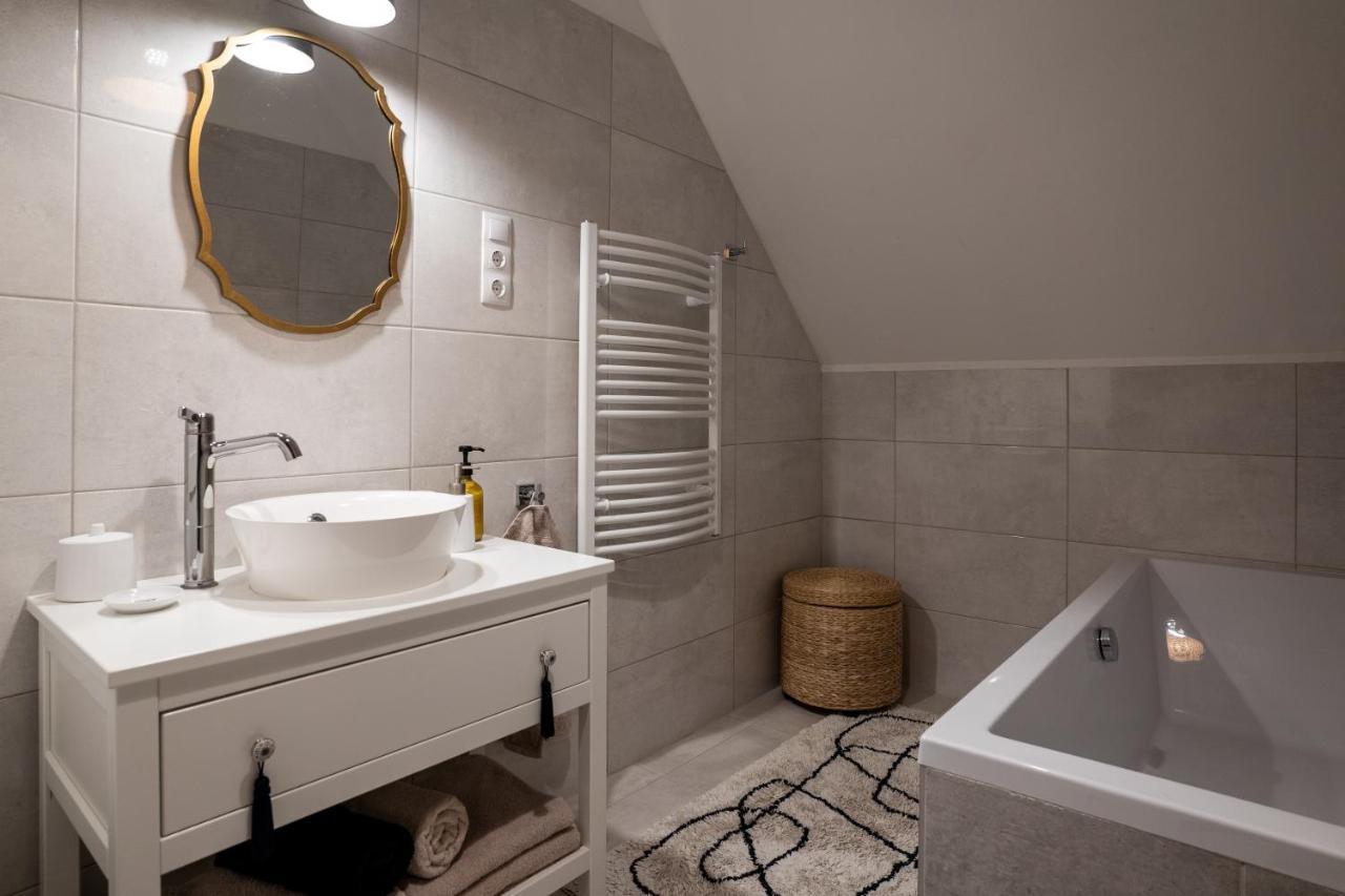 Cesar Apartman Sopron Luaran gambar